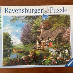 Ravensburger Vibrant Cottage Scene Puzzle